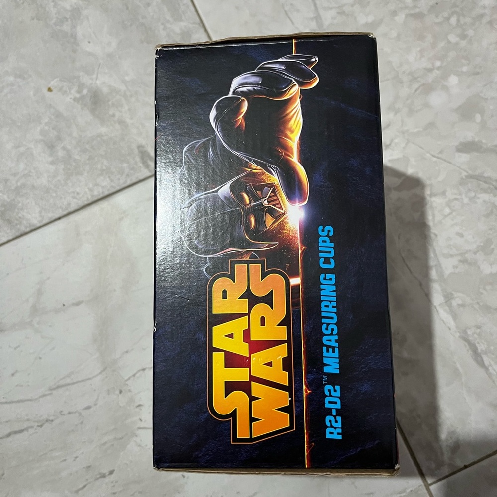 Star Wars R2D2 Measuring Cups by Think Geek, 9 Pc Set with Box, 2014